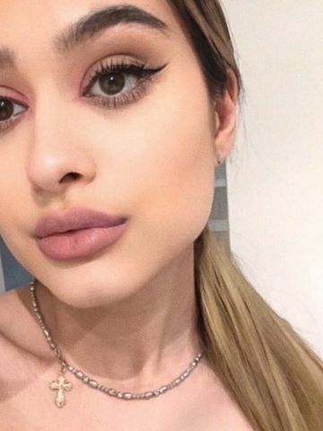 Сабина Саракташ